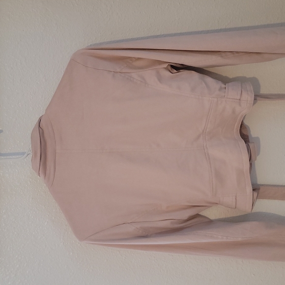 Jacket - Picture 3 of 4